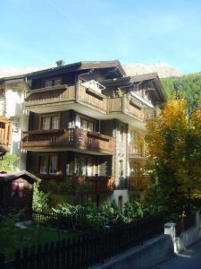 Hotel-Appartement La Perle Zermatt Extérieur photo